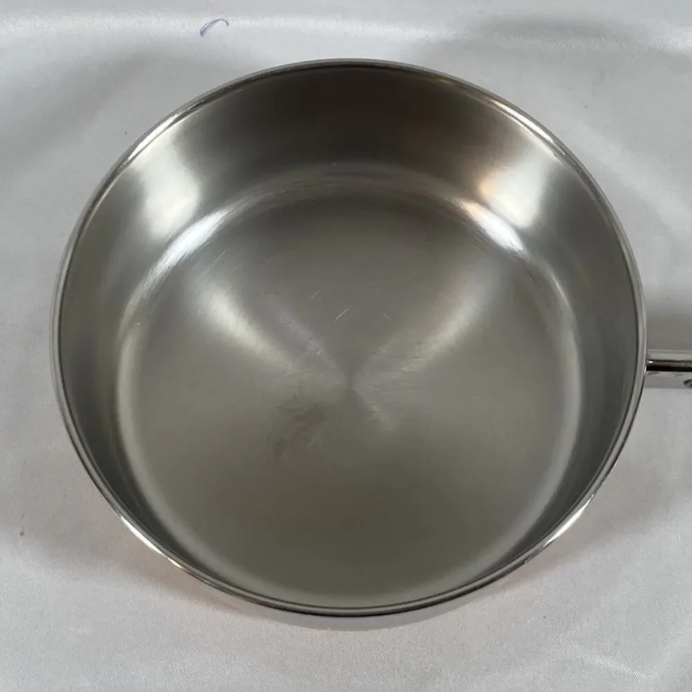Revere Ware 3/4 QT Sauce Pan 1801 Copper Bottom + Lid Clinton IL, USA Stainless